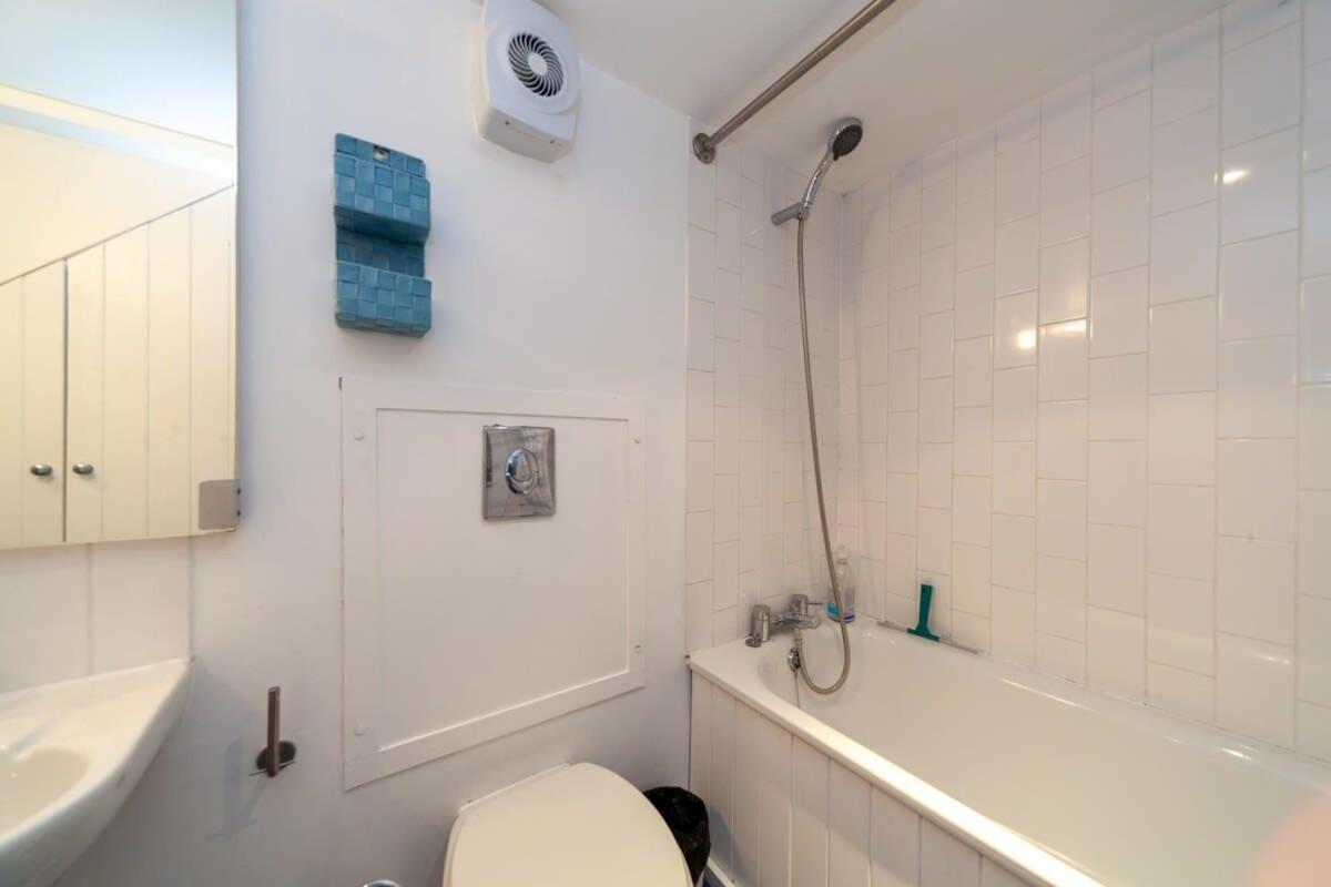 Charming 1 Bedroom Apartment In Old School House London Ngoại thất bức ảnh