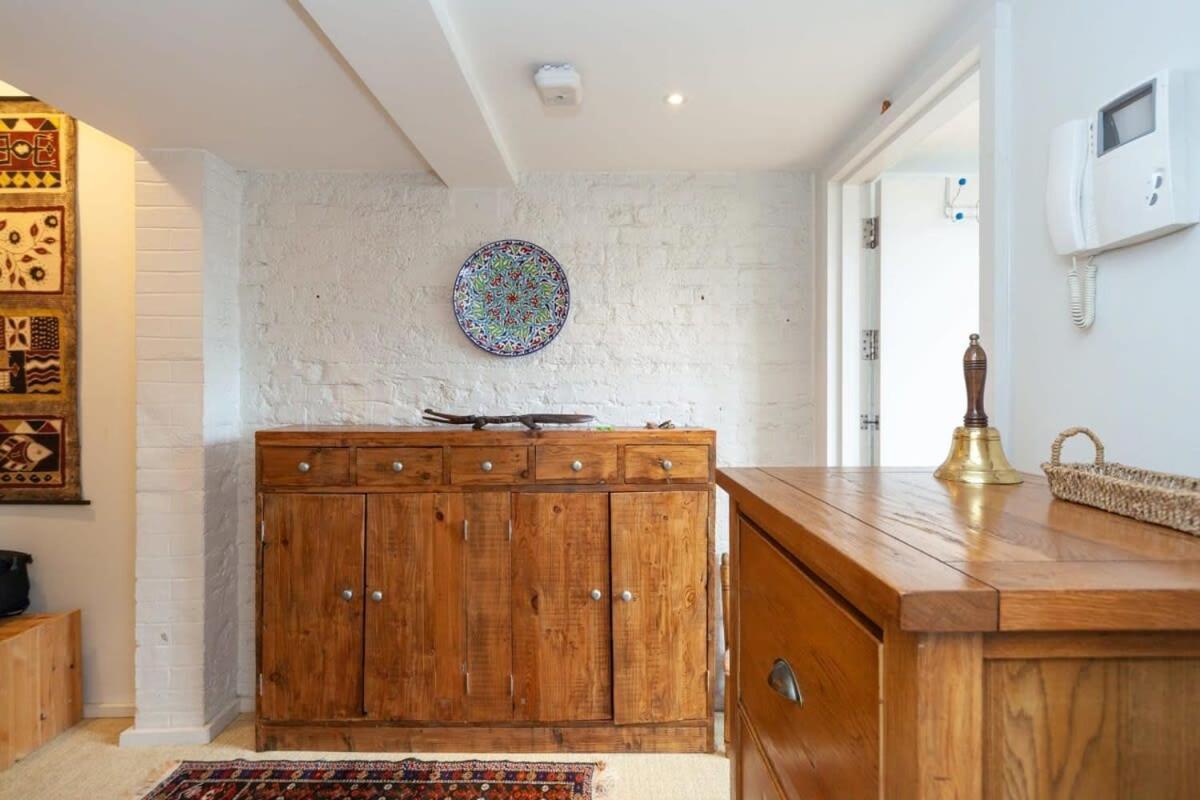 Charming 1 Bedroom Apartment In Old School House London Ngoại thất bức ảnh